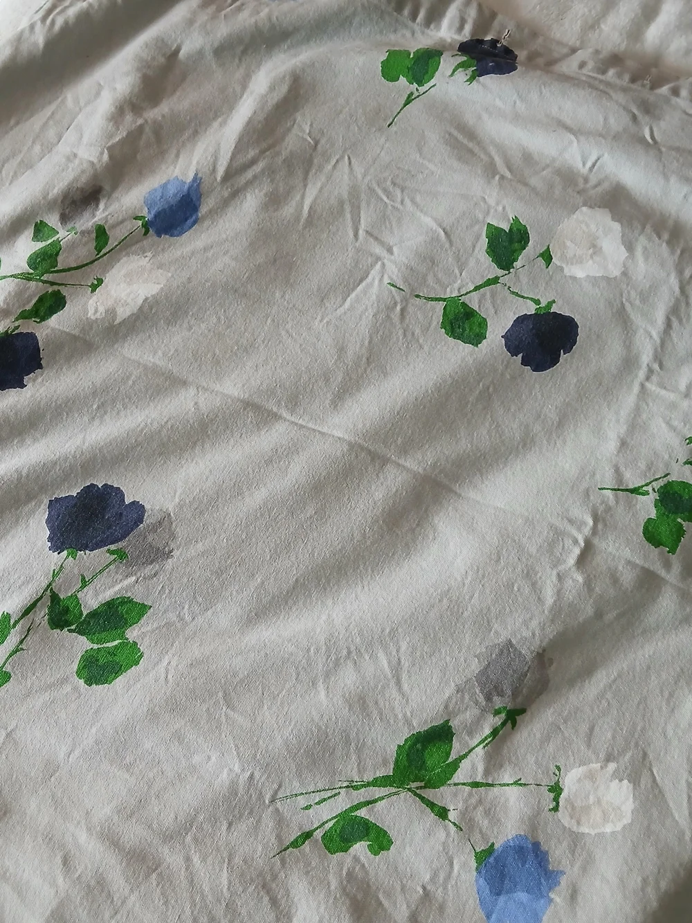 kate spade Grey Fabric Shower Curtain - Floral Print - LIKE NEW